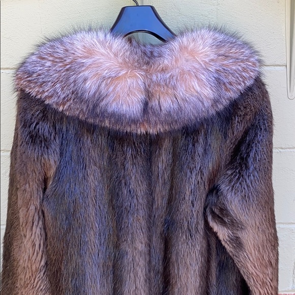 Arpin fur coat - Picture 5 of 5